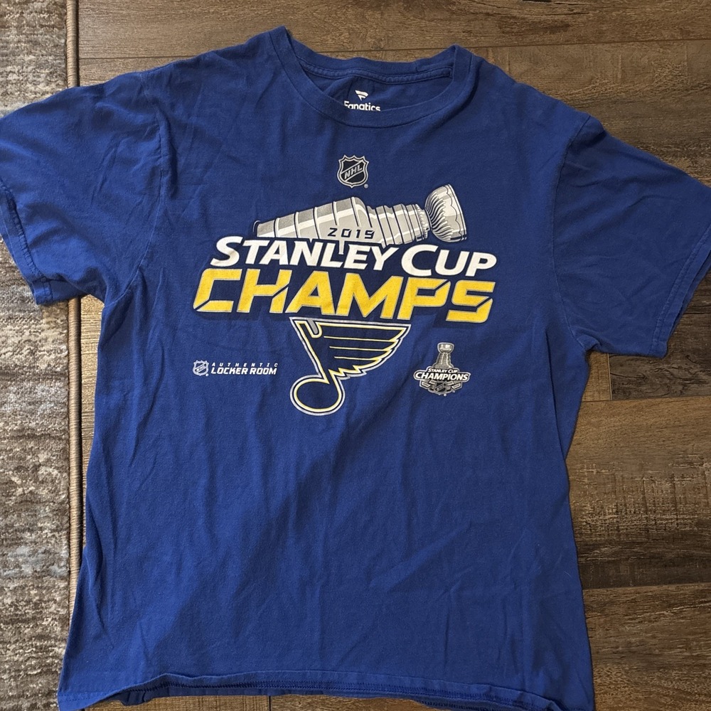 ST LOUIS BLUES STANLEY CUP CHAMPS MEDIUM OFFICIAL LOCKER ROOM SHIRT FANATICS